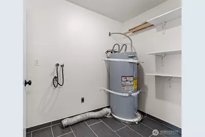 2104 Rockefeller Avenue #1716, Everett, WA 98201 - Photo 29