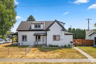 2104 Rockefeller Ave, Everett, WA 98201 - Photo 3