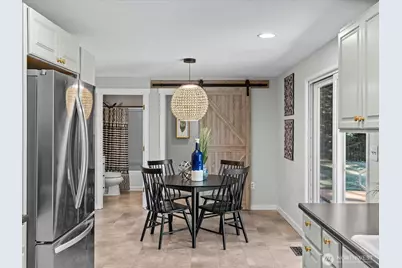 22628 87th Avenue W, Edmonds, WA 98026 - Photo 17
