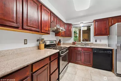 2010 N 153rd Place, Shoreline, WA 98133 - Photo 9