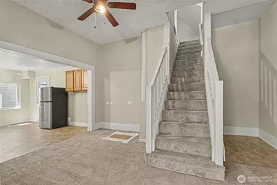 140 S Cambrian Avenue, Bremerton, WA 98312 - Photo 15