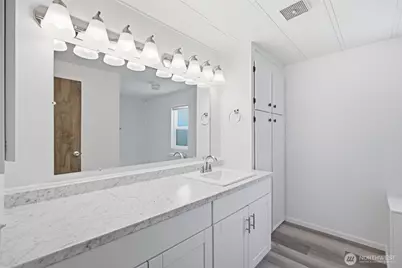 4815 Airway Drive NE #104, Moses Lake, WA 98837 - Photo 17