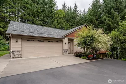 347 Ferncrest Road, Longview, WA 98632 - Photo 3