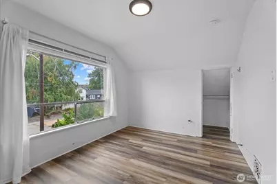 5509 Kensington Place N, Seattle, WA 98103 - Photo 13