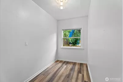 5509 Kensington Place N, Seattle, WA 98103 - Photo 5