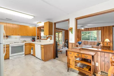 24 158th Place SE, Bellevue, WA 98008 - Photo 9