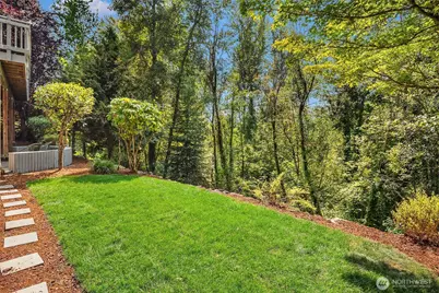 2501 134th Avenue SE, Bellevue, WA 98005 - Photo 7