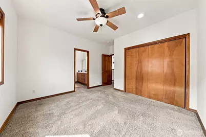 3265 Phillips Avenue, Enumclaw, WA 98022 - Photo 27