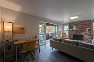 1729 18th Ave, Seattle, WA 98122 - Photo 7