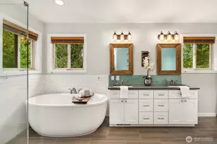 211 210th Ave NE, Sammamish, WA 98074 - Photo 13