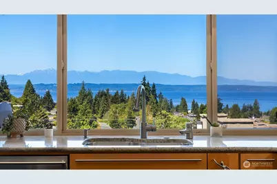 227 Highland Drive, Edmonds, WA 98020 - Photo 7