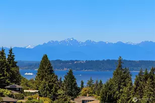 227 Highland Dr, Edmonds, WA 98020 - Photo 13