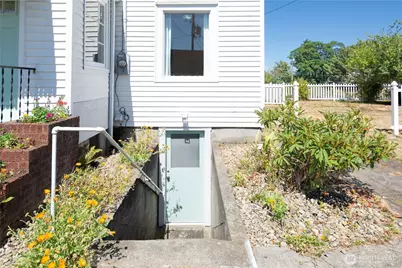 432 E Front Street, Port Angeles, WA 98362 - Photo 29