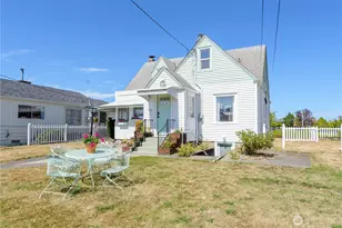 432 E Front St, Port Angeles, WA 98362 - Photo 3
