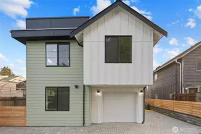 516 N 102nd Street, Seattle, WA 98133 - Photo 1