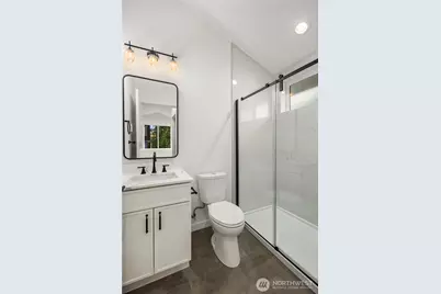 516 N 102nd Street, Seattle, WA 98133 - Photo 15