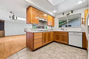 7412 104th St E, Puyallup, WA 98373 - Photo 9