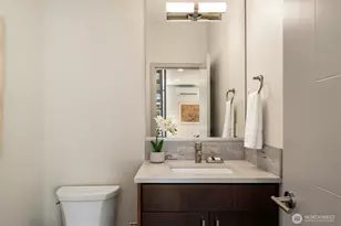 8509 Burke Ave N, Seattle, WA 98103 - Photo 11