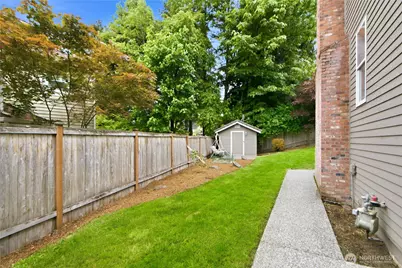 23030 NE 13th Street, Sammamish, WA 98074 - Photo 27