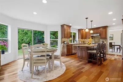 23030 NE 13th Street, Sammamish, WA 98074 - Photo 9