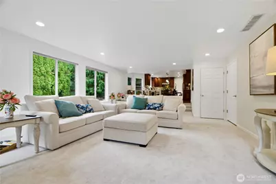 23030 NE 13th Street, Sammamish, WA 98074 - Photo 11