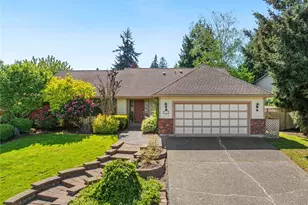 826 169th Pl SW, Lynnwood, WA 98037 - Photo 1