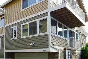 657 W Emerson St, Seattle, WA 98119 - Photo 3