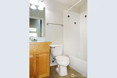 657 W Emerson Street #C, Seattle, WA 98119 - Photo 13