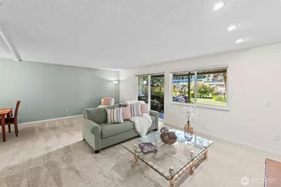 5527 Bridgeport Way W #C, University Place, WA 98467 - Photo 15