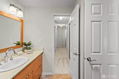 5527 Bridgeport Way W #C, University Place, WA 98467 - Photo 21