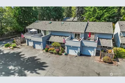 5527 Bridgeport Way W #C, University Place, WA 98467 - Photo 3