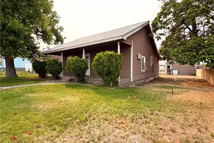 213 Bridge Street S, Brewster, WA 98812 - Photo 3