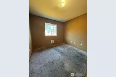 5712 S Augusta Street, Seattle, WA 98178 - Photo 9