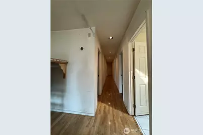 5712 S Augusta Street, Seattle, WA 98178 - Photo 7