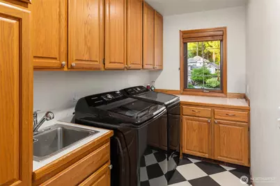 4651 171st Avenue SE, Bellevue, WA 98006 - Photo 19