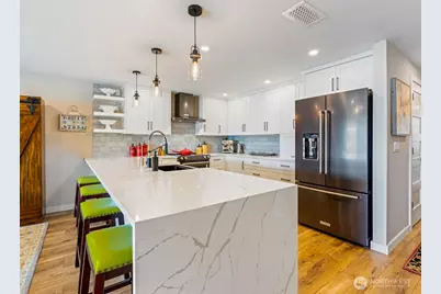16921 Inglewood Road NE #A-104, Kenmore, WA 98028 - Photo 13