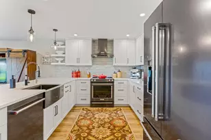 16921 Inglewood Rd NE, Kenmore, WA 98028 - Photo 9