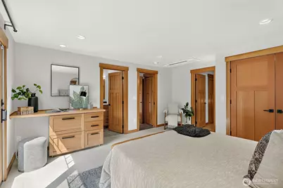 7247 SE 29th Street, Mercer Island, WA 98040 - Photo 19