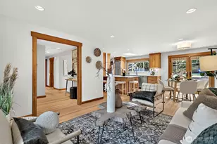 7247 SE 29th St, Mercer Island, WA 98040 - Photo 5