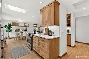 7247 SE 29th St, Mercer Island, WA 98040 - Photo 15