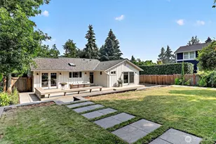 7247 SE 29th St, Mercer Island, WA 98040 - Photo 35