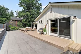 7247 SE 29th St, Mercer Island, WA 98040 - Photo 31