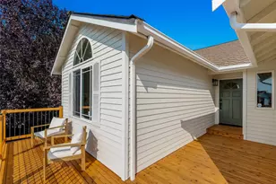 1812 Lumley Ave, Mukilteo, WA 98275 - Photo 3