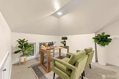 10733 Interlake Avenue N, Seattle, WA 98133 - Photo 19