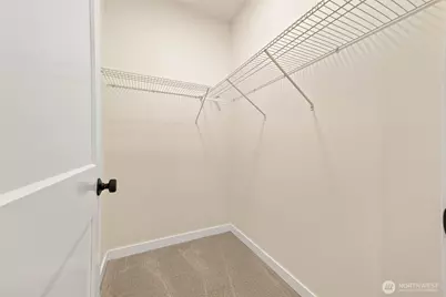 10733 Interlake Avenue N, Seattle, WA 98133 - Photo 15