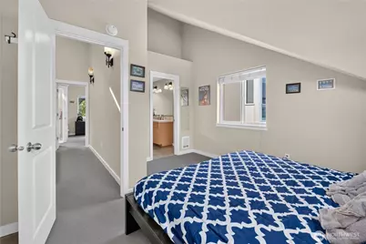 226 B 26th Avenue E, Seattle, WA 98112 - Photo 9