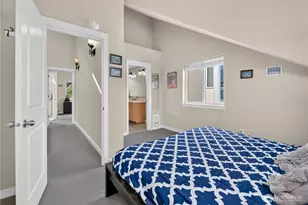 226 B 26th Ave E, Seattle, WA 98112 - Photo 9