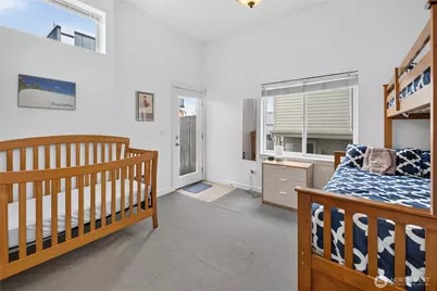 226 B 26th Avenue E, Seattle, WA 98112 - Photo 17