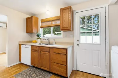3801 3803 56th Street Ct E, Tacoma, WA 98443 - Photo 9