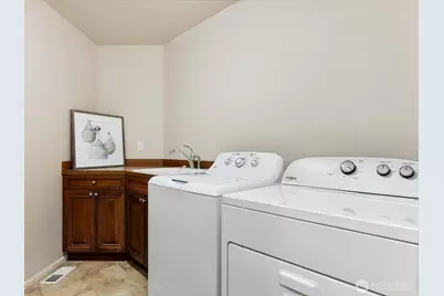 2058 211th Place SE, Sammamish, WA 98075 - Photo 23